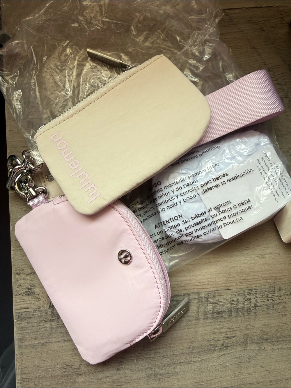 Lululemon Dual Pouch Wristlet Meadowsweet Pink/White Opal
